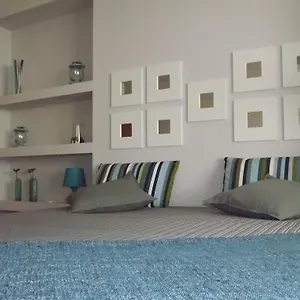 entrecubos-guesthouse.hotelaalgarve.com/