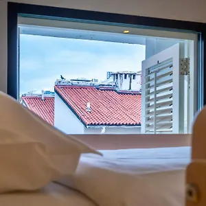 https://santa-grand-hotel-chinatown.singapore-best-hotels.net